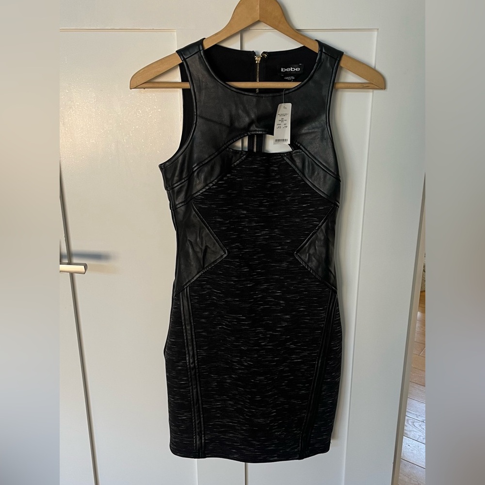 NWT Bebe Annet Peeka Boo Dress. Size XS